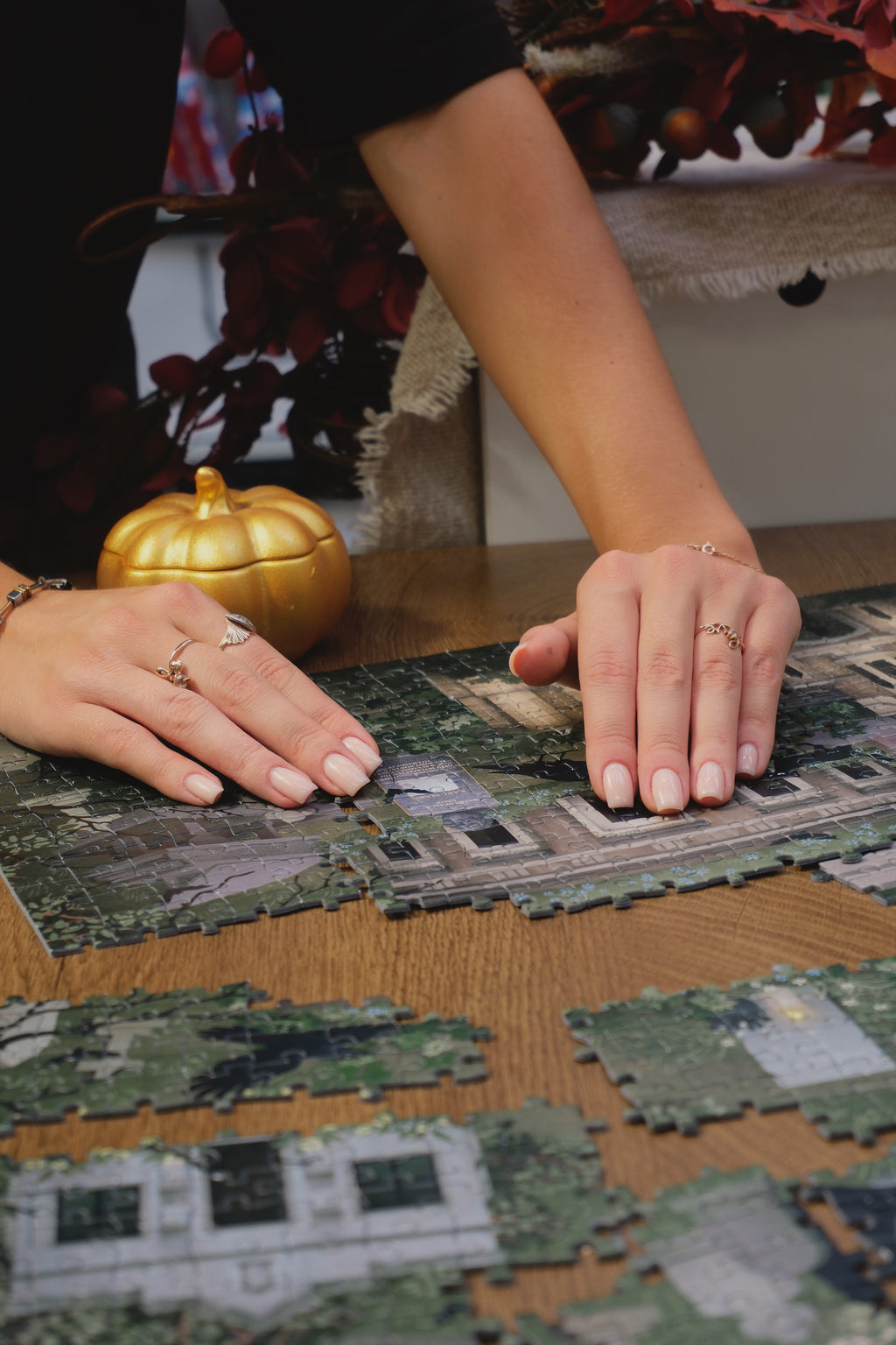 Highgate Cemetery: 1000 pieces jigsaw puzzle