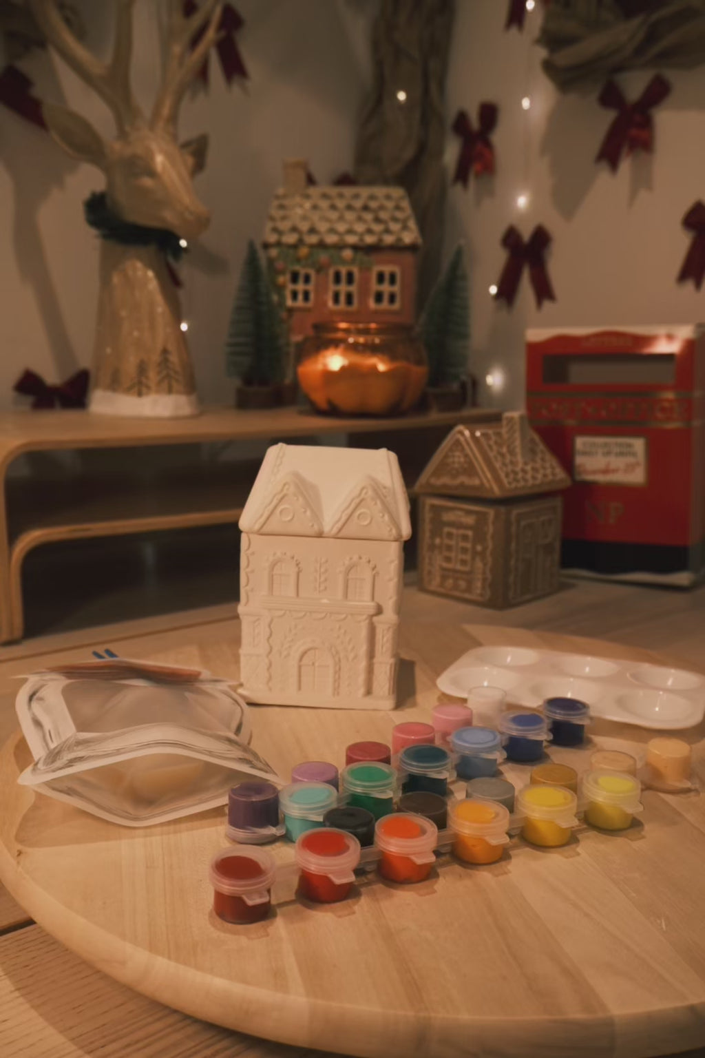 Gingerbread House. DIY Kit